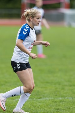 Bild 337 - wBJ VfL Pinneberg - Germania Schnelsen : Ergebnis: 15:1